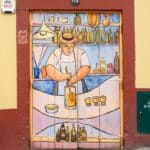 Die Türen von Funchal Ponchaproduktion. Bemalte Tür Biild: H. Zell Cc By-Sa 3.0